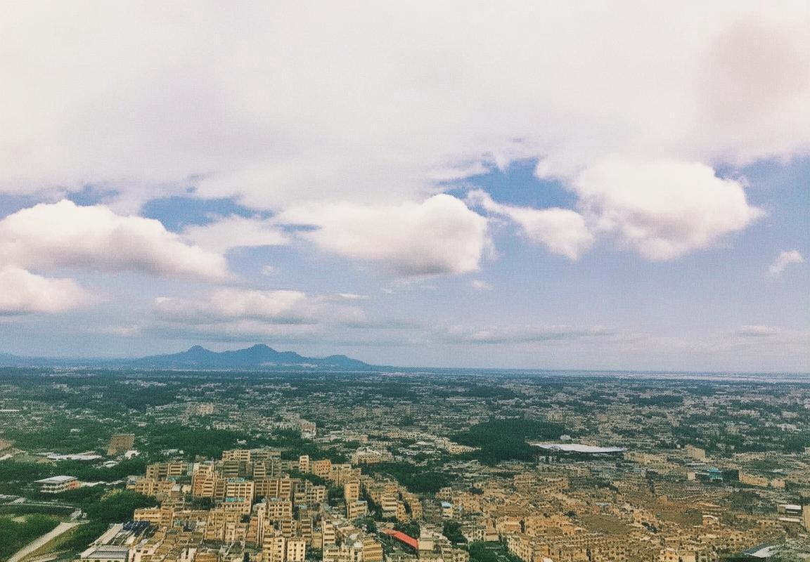 盖伊VS詹姆斯：巅峰对决背后的篮球传奇与影响